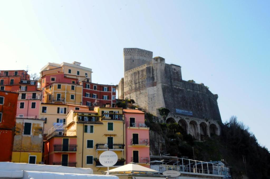 Ferienwohnung La Finestra Del Pesco Lerici Exterior foto